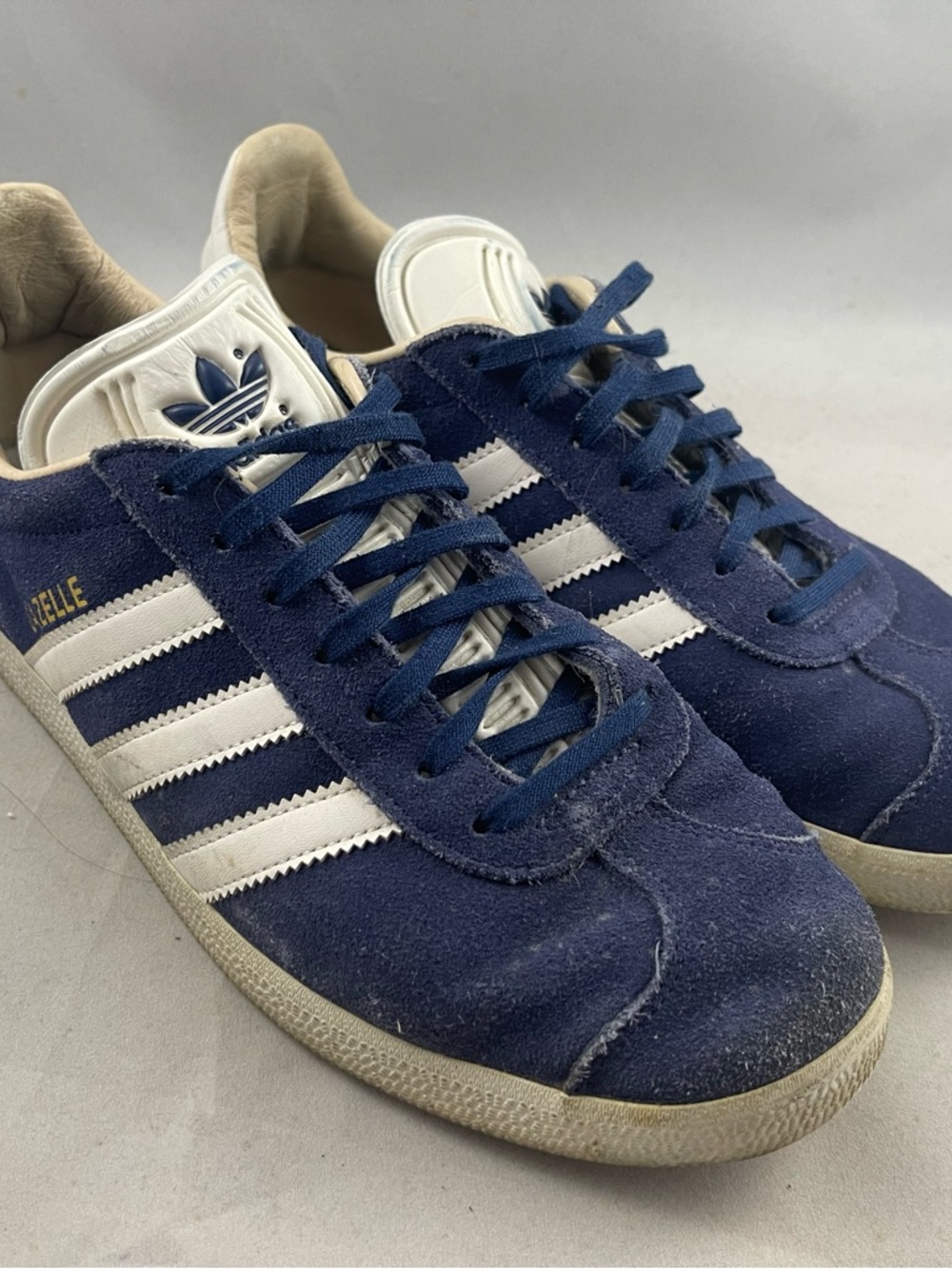 Adidas Gazelle Blue/White Sneaker - Womens' 8.5 (US) [PRE-OWNED]